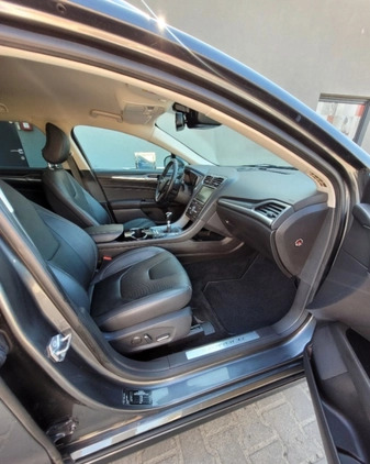 Ford Mondeo cena 51900 przebieg: 199000, rok produkcji 2015 z Kalety małe 254